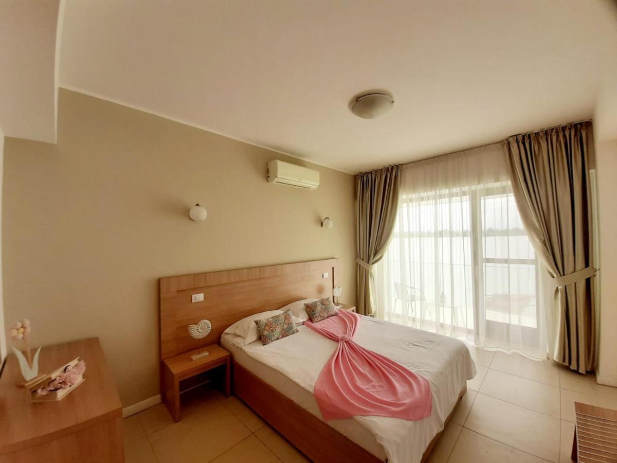 Sara Holiday Apartment Mamaia