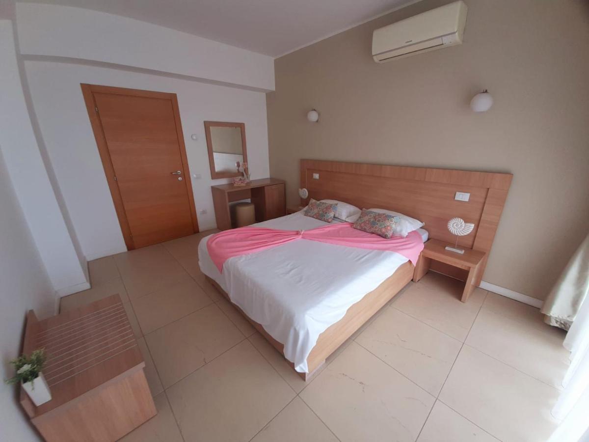 Apartment Sara Holiday Mamaia